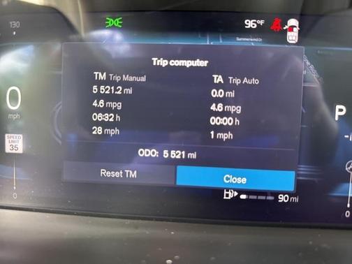 2025 Volvo XC90 B5 Plus