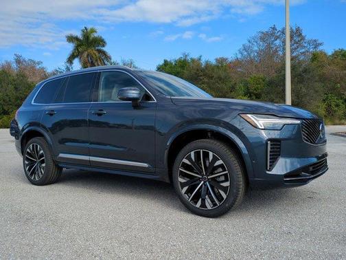 2026 Volvo XC90 B6 Plus 7-Seater