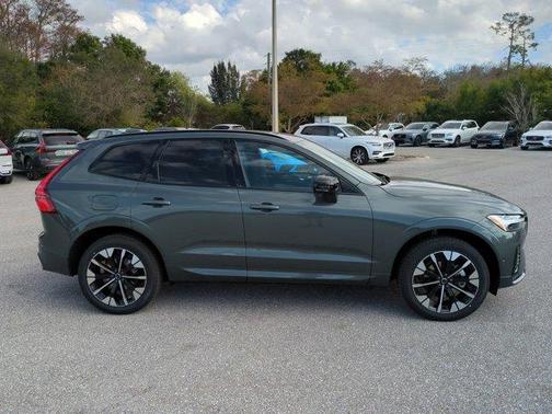 2026 Volvo XC60 B5 Plus