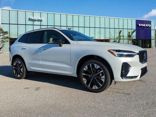 2026 Volvo XC60 B5 Plus