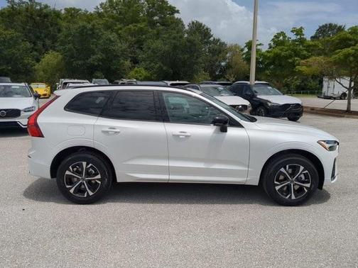 2026 Volvo XC60 B5 Core