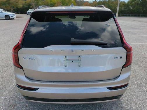 2026 Volvo XC90 B6 Ultra Dark Theme 7-Seater