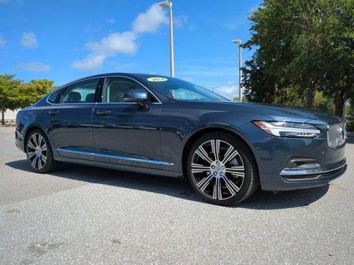 Denim Blue Metallic 2023 Volvo S90 B6 Ultimate