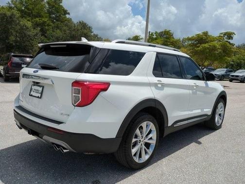 2022 Ford Explorer Platinum