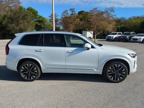 2026 Volvo XC90 B6 Ultra 7-Seater