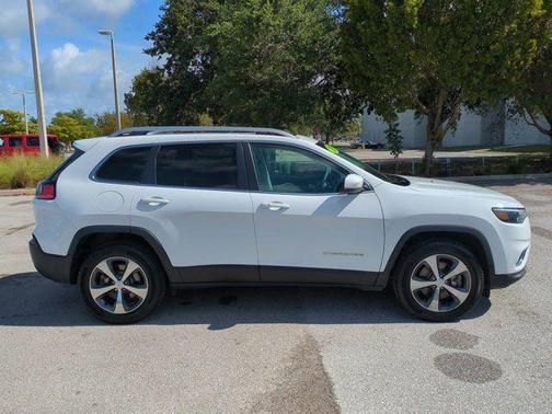 Bright White Clearcoat 2019 Jeep Cherokee Limited