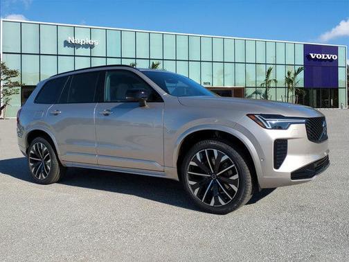 2026 Volvo XC90 B6 Ultra Dark Theme 7-Seater