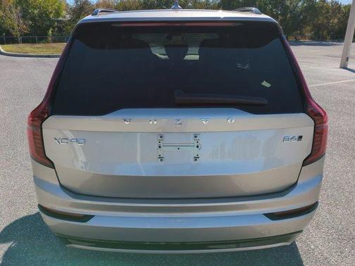 2026 Volvo XC90 B6 Ultra Dark Theme 7-Seater