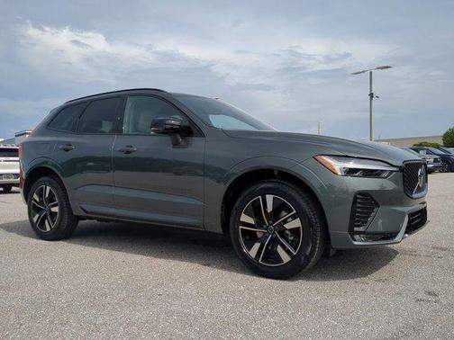 2026 Volvo XC60 B5 Core