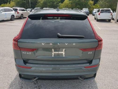 2026 Volvo XC60 B5 Core