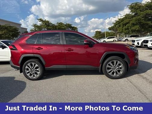 2025 Toyota RAV4 XLE Premium