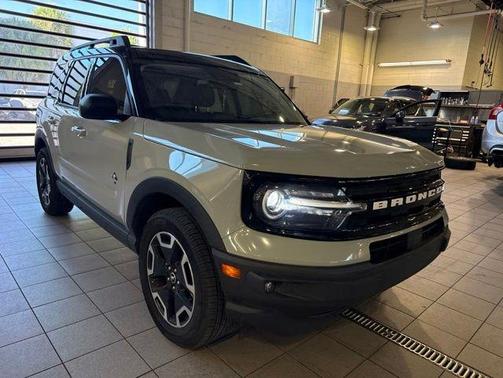 Cactus Green / Gray 2022 Ford Bronco Sport Outer Banks