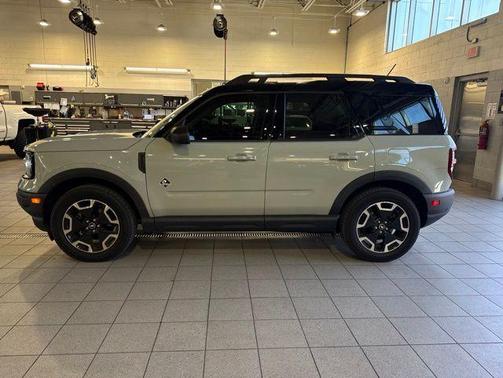 Cactus Green / Gray 2022 Ford Bronco Sport Outer Banks