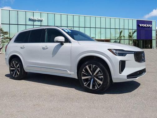 2025 Volvo XC90 B6 Core
