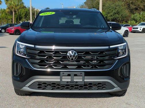 2024 Volkswagen Atlas Cross Sport 2.0T SE w/Technology