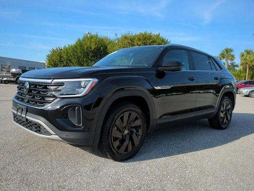 2024 Volkswagen Atlas Cross Sport 2.0T SE w/Technology