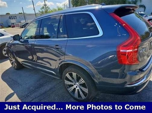 2024 Volvo XC90 B5 Plus Bright Theme