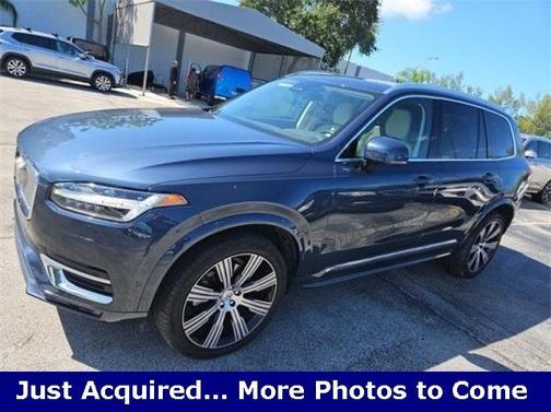 2024 Volvo XC90 B5 Plus Bright Theme
