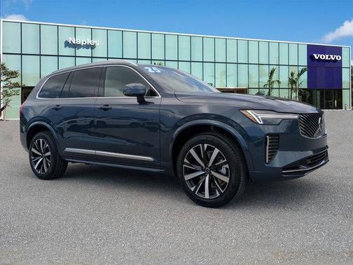2025 Volvo XC90 B6 Core