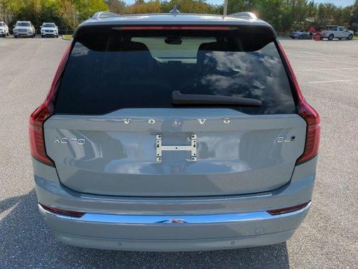 2026 Volvo XC90 B6 Plus 7-Seater