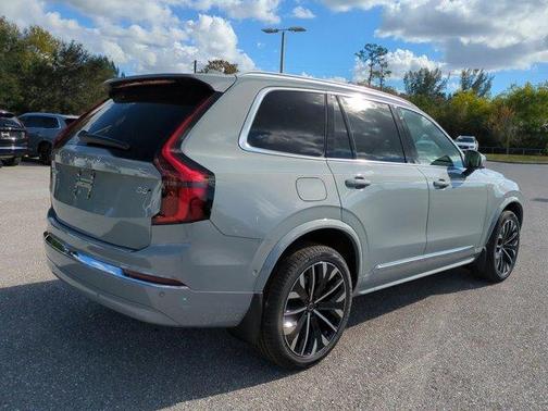 2026 Volvo XC90 B6 Plus 7-Seater