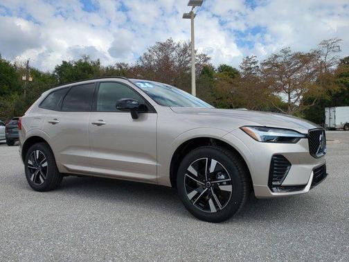 2026 Volvo XC60 B5 Core