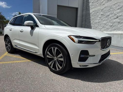 2023 Volvo XC60 B5 Plus Bright Theme