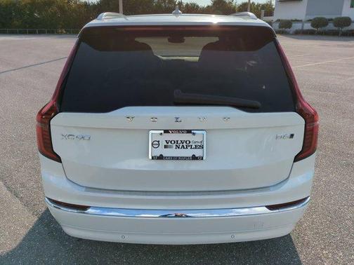 2026 Volvo XC90 B6 Plus 7-Seater