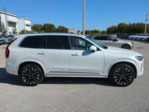Crystal White Pearl 2026 Volvo XC90 B5 Ultra 6-Seater