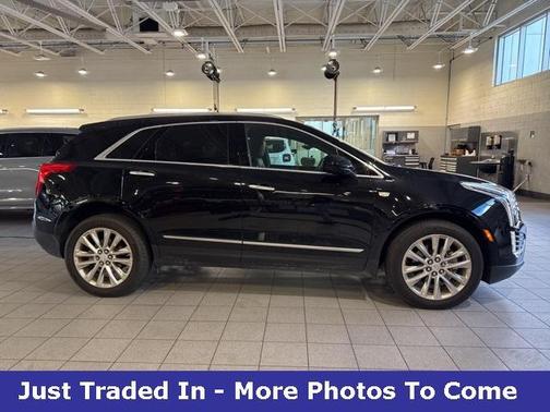 2017 Cadillac XT5 Platinum
