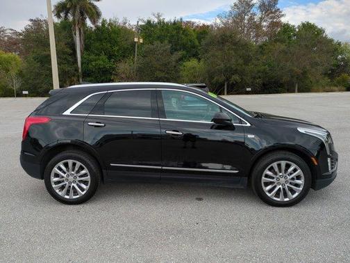 2017 Cadillac XT5 Platinum