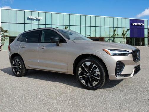 2026 Volvo XC60 B5 Plus