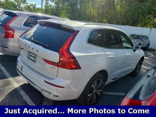 2023 Volvo XC60 B5 Plus Bright Theme