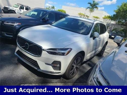 2023 Volvo XC60 B5 Plus Bright Theme