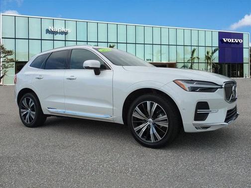 2023 Volvo XC60 B5 Plus Bright Theme