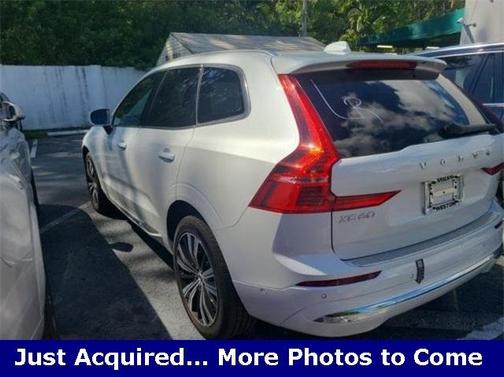 2023 Volvo XC60 B5 Plus Bright Theme