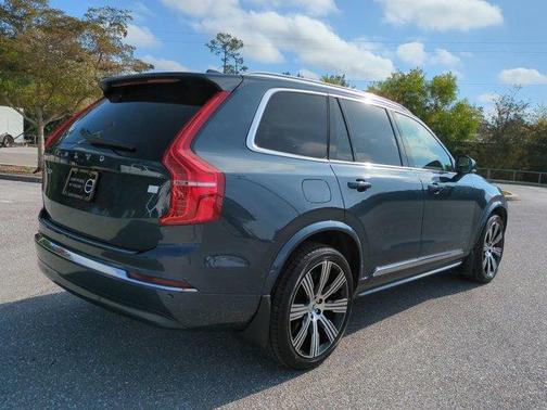 2024 Volvo XC90 Recharge Plug-In Hybrid T8 Plus Bright Theme 7 Passenger