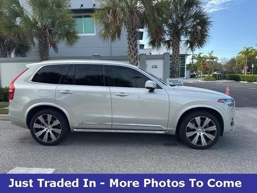 2021 Volvo XC90 T6 Inscription 7 Passenger