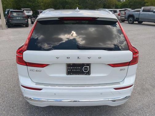 2022 Volvo XC60 B5 Inscription