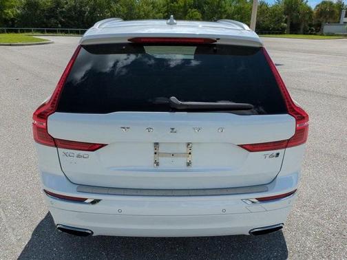 2021 Volvo XC60 T6 Inscription