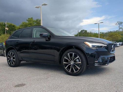 2025 Volvo XC60 B5 Plus
