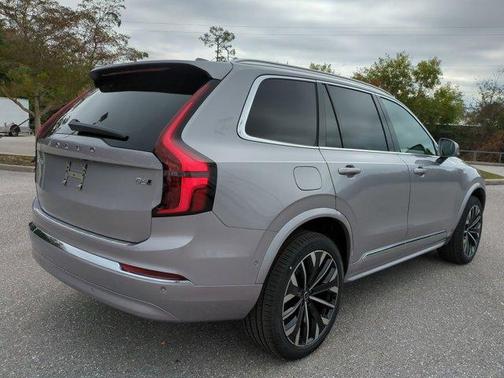 2026 Volvo XC90 B6 Plus 7-Seater