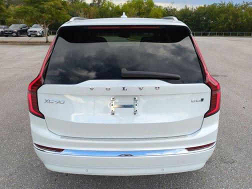 2026 Volvo XC90 B6 Plus 7-Seater