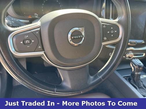 2019 Volvo XC60 T5 Momentum