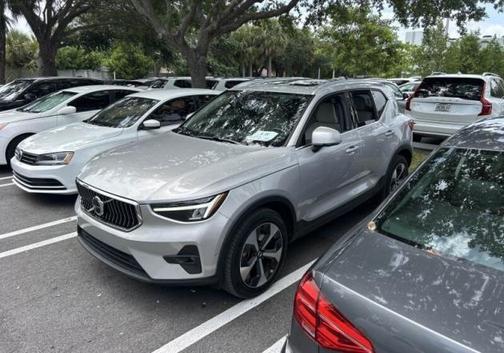 Silver 2023 Volvo XC40 B5 Ultimate Bright Theme