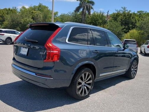 2024 Volvo XC90 B5 Core Bright Theme