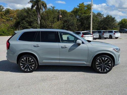 2026 Volvo XC90 B6 Plus 7-Seater