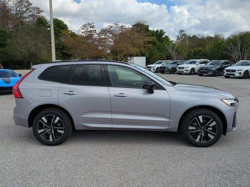 2026 Volvo XC60 B5 Core