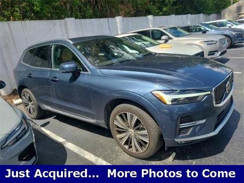 2023 Volvo XC60 B5 Ultimate Bright Theme