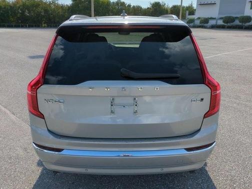 2024 Volvo XC90 B5 Plus Bright Theme